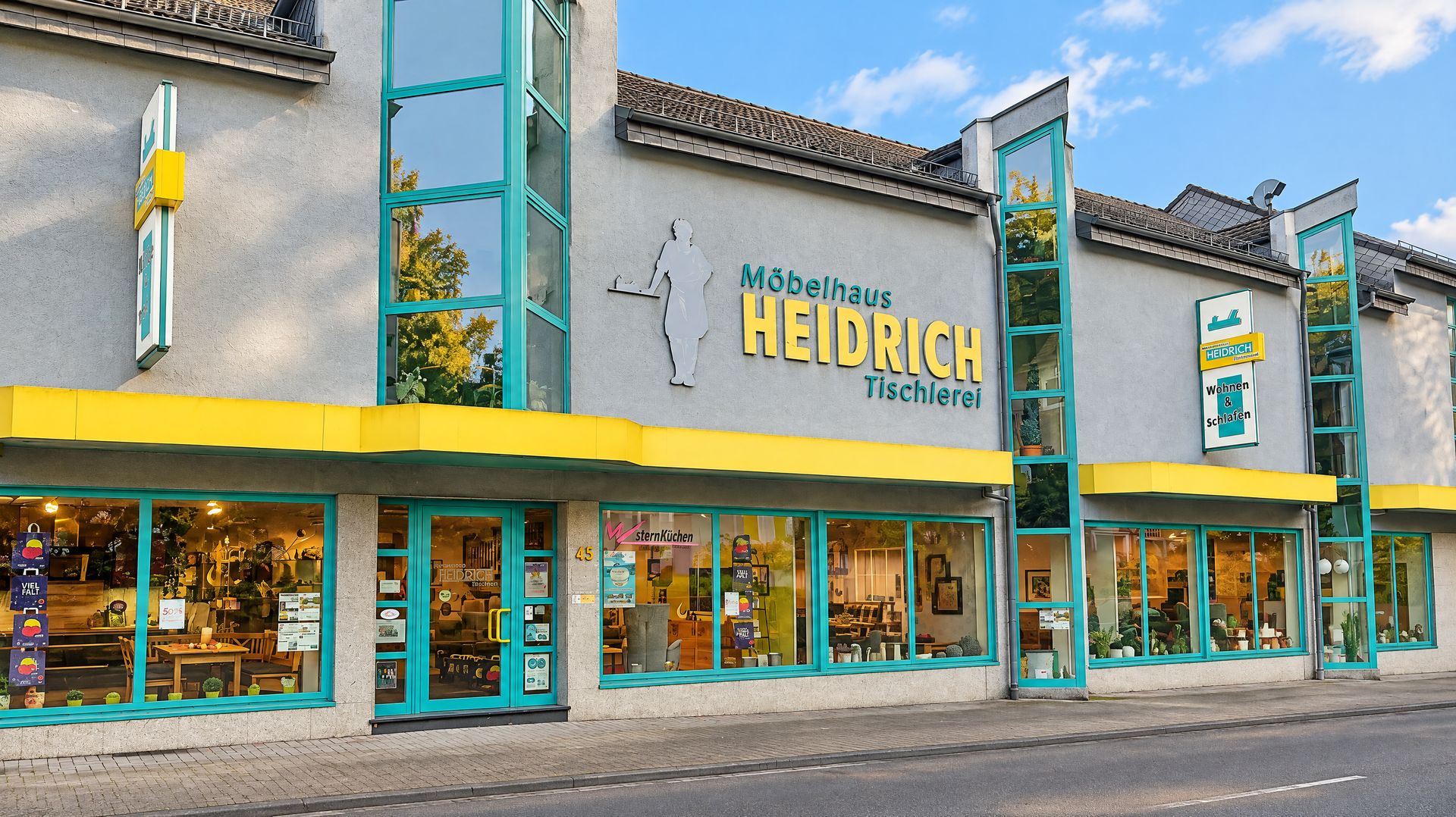 Möbelhaus Heidrich an der Betzdorfer Straße 45