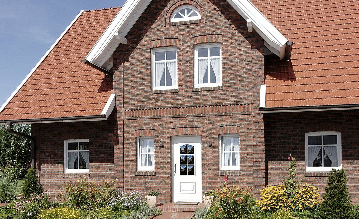 OBUK-Haustür – Traditionelle Architektur
